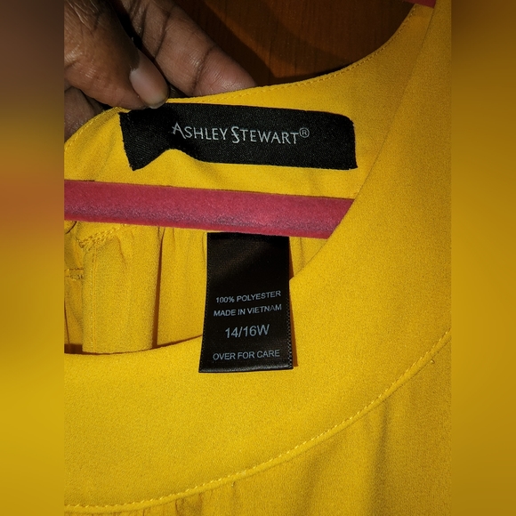 Ashley Stewart Asymmetrical Top Yellow Size 14/16W - Picture 3 of 4